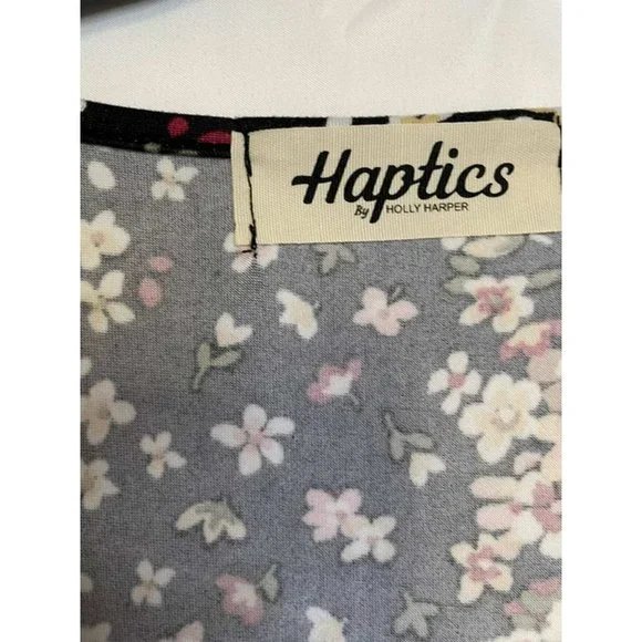 Haptics Boho V Neck Top SMALL (606) - Picture 3 of 4